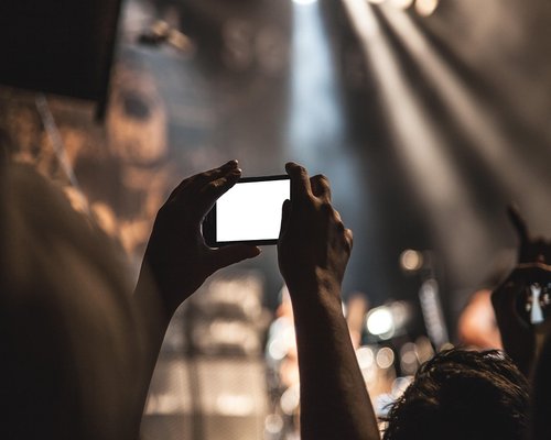 CROWN hotel and gaming event mobile overview